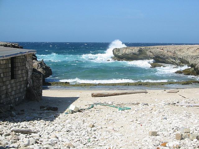 waves on turcuise ocean