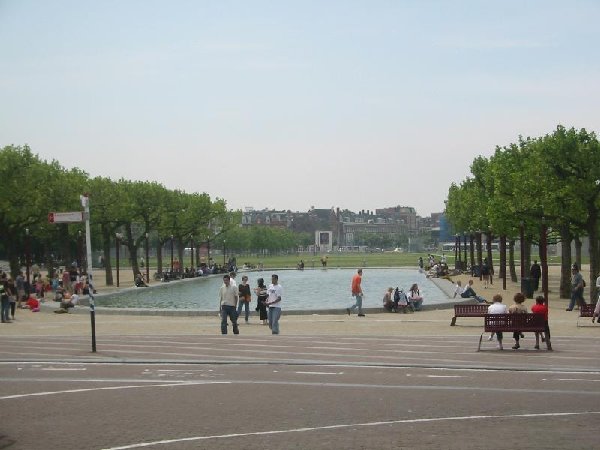 park by museum