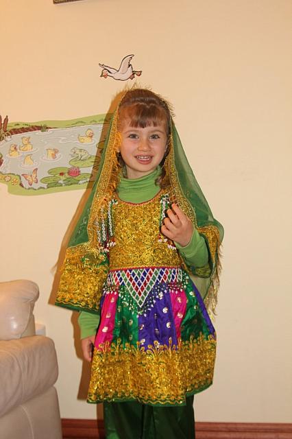 102810 Halloween Afghan princess