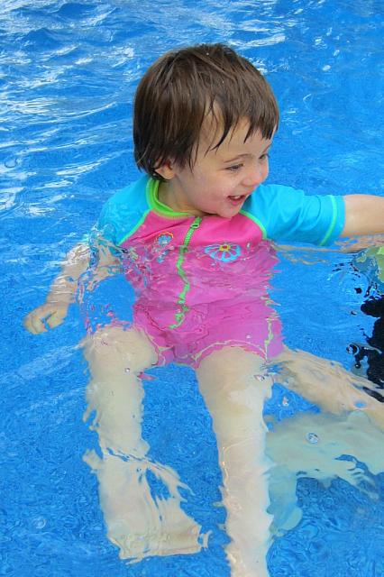 06072011 pool is open1