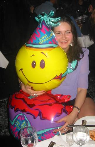 anastasia and baloon