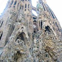 sagrada familia back