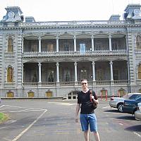 konstantin by iolani palace