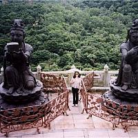 Anastasia and 2 statues