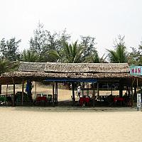 small family restaurant with freshest seafood on the beach
