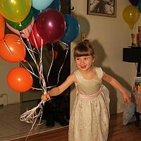 022611 Ellie about to fly away