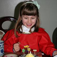 040411 Ellies bday 07